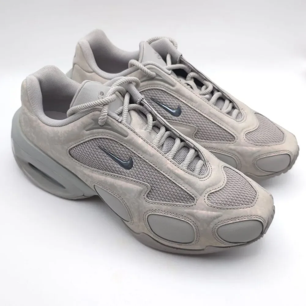 Nike women air